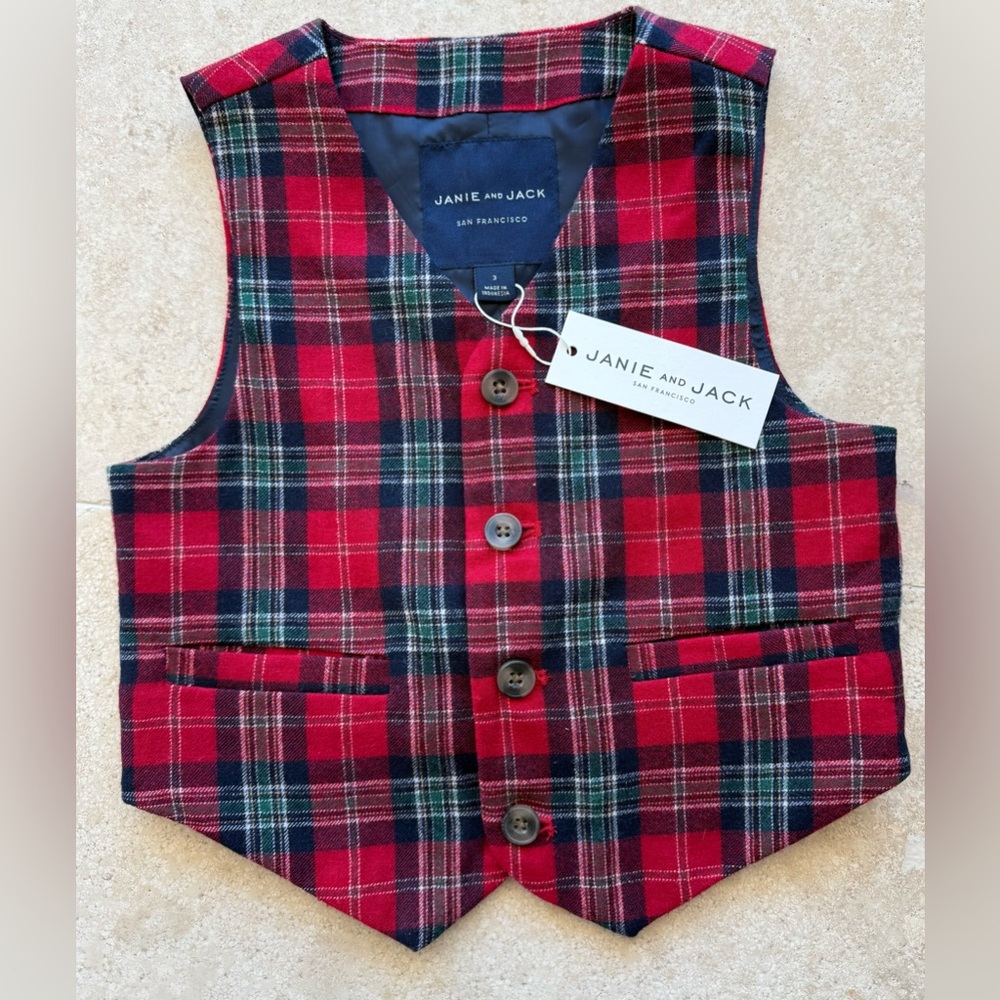 NWT Janie and Jack Red Plaid Kids Vest and Bow Tie Set
